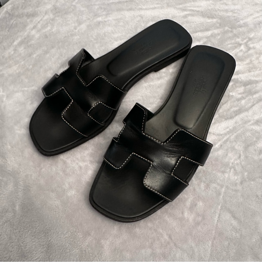 Hermes Oran Sandal 37